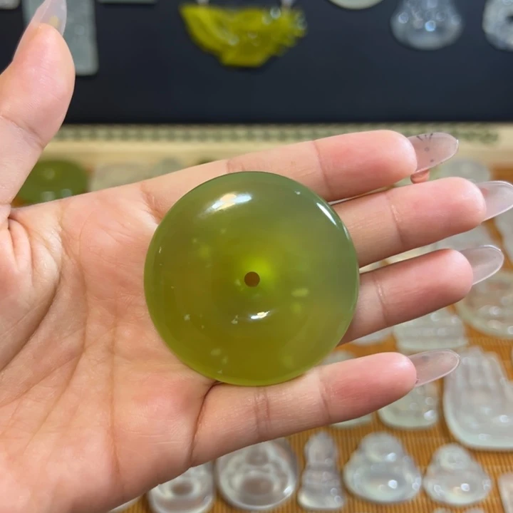 岫玉未镶嵌岫玉绿冰挂件大平安扣