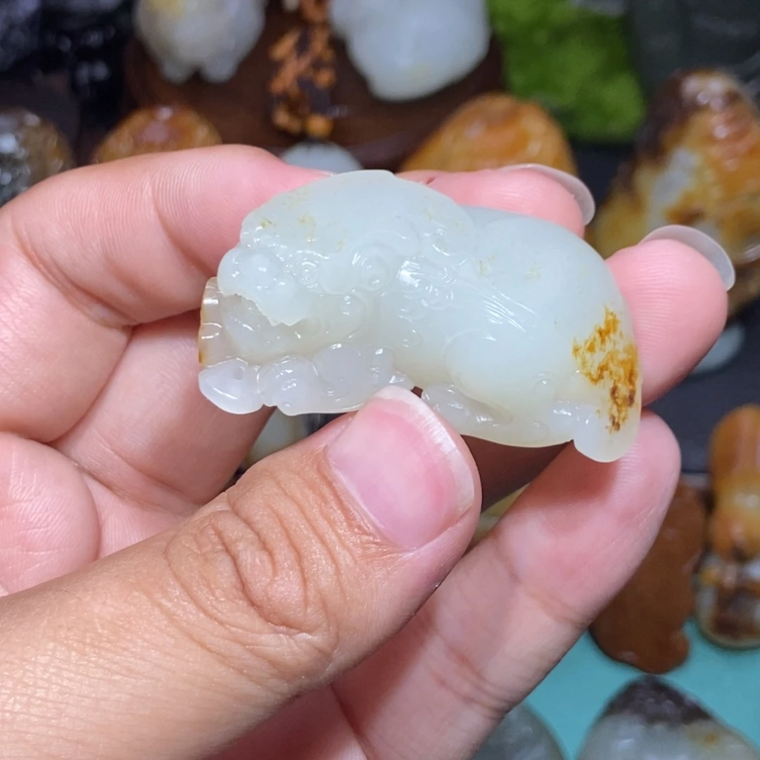 未镶嵌和田玉（子料）挂件