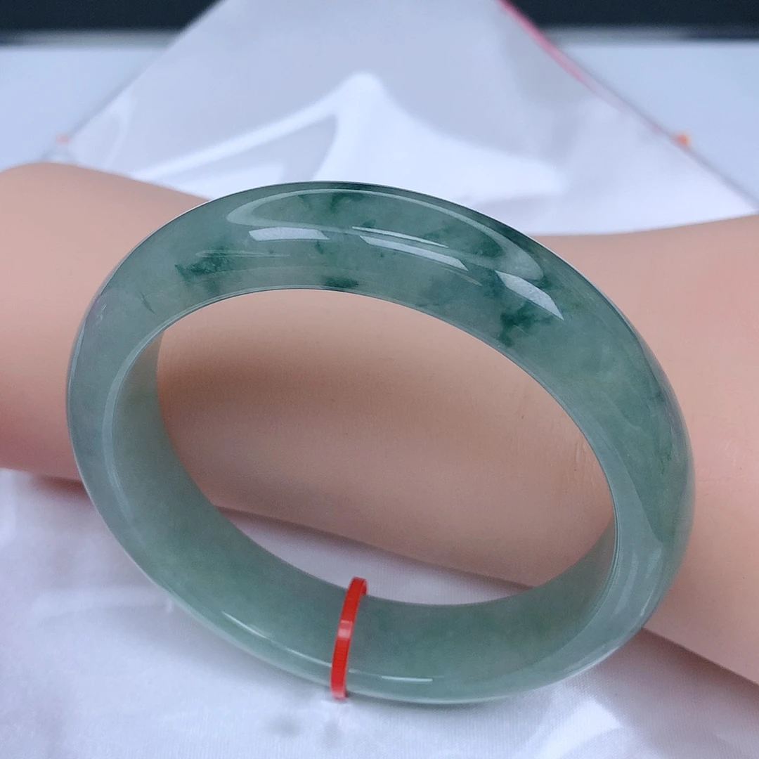 【闪购商品】未镶嵌手镯翡翠，57