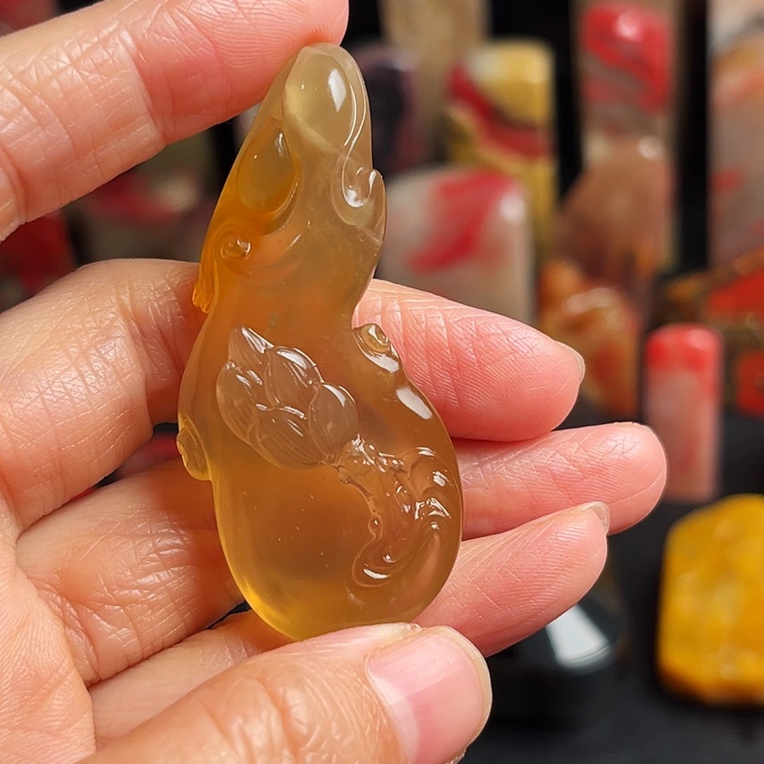 昌化石其他玻璃冻挂件