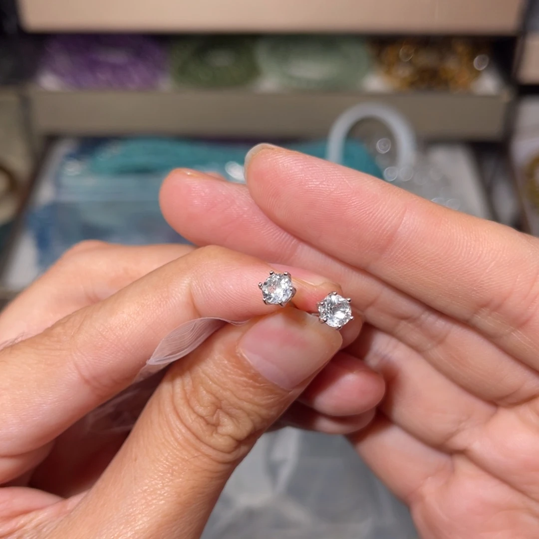 水晶耳钉银S925镶嵌白水晶001