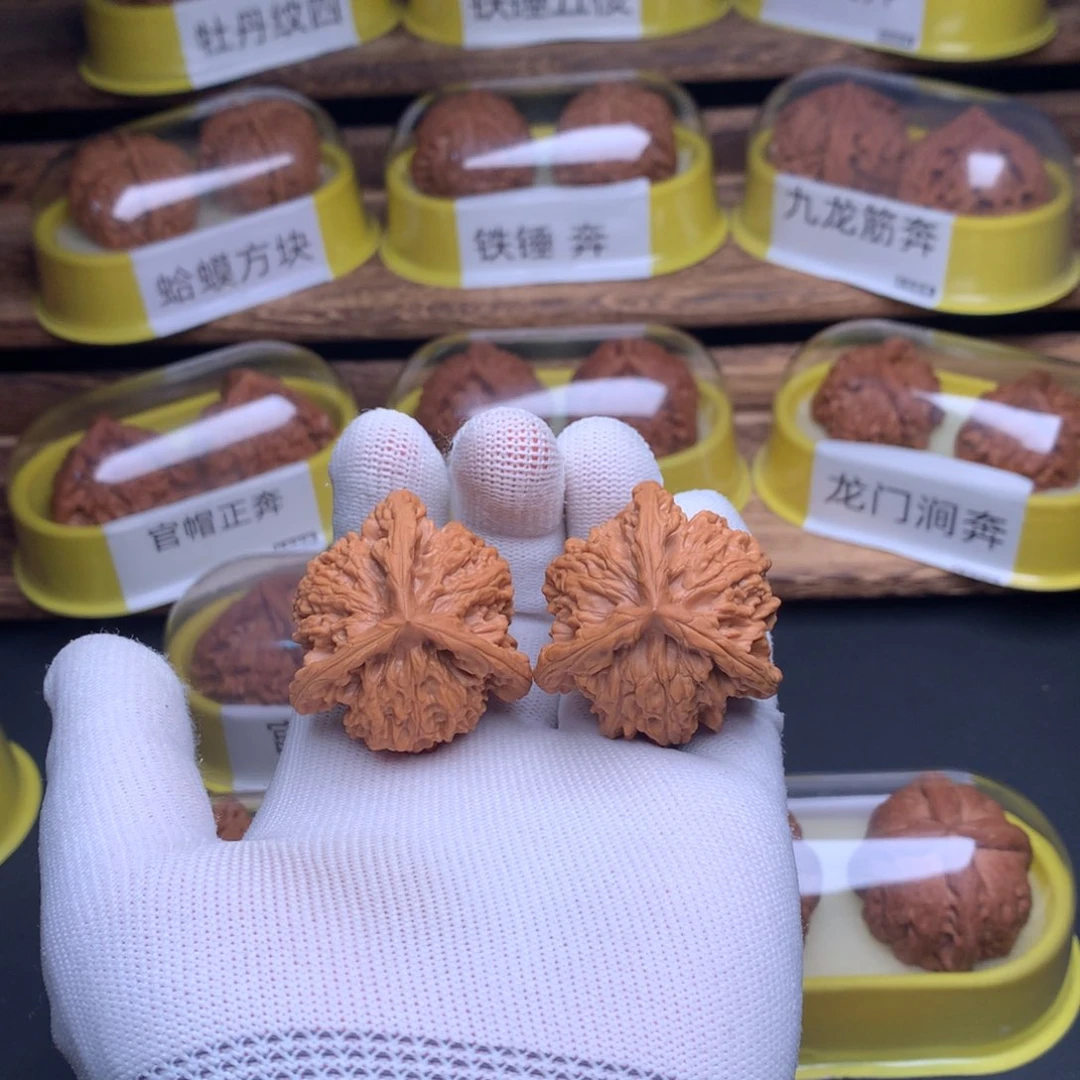 文玩核桃吊坠_***_盘龙虎头奔