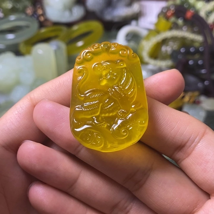 岫玉岫玉颈饰未镶嵌叫****e