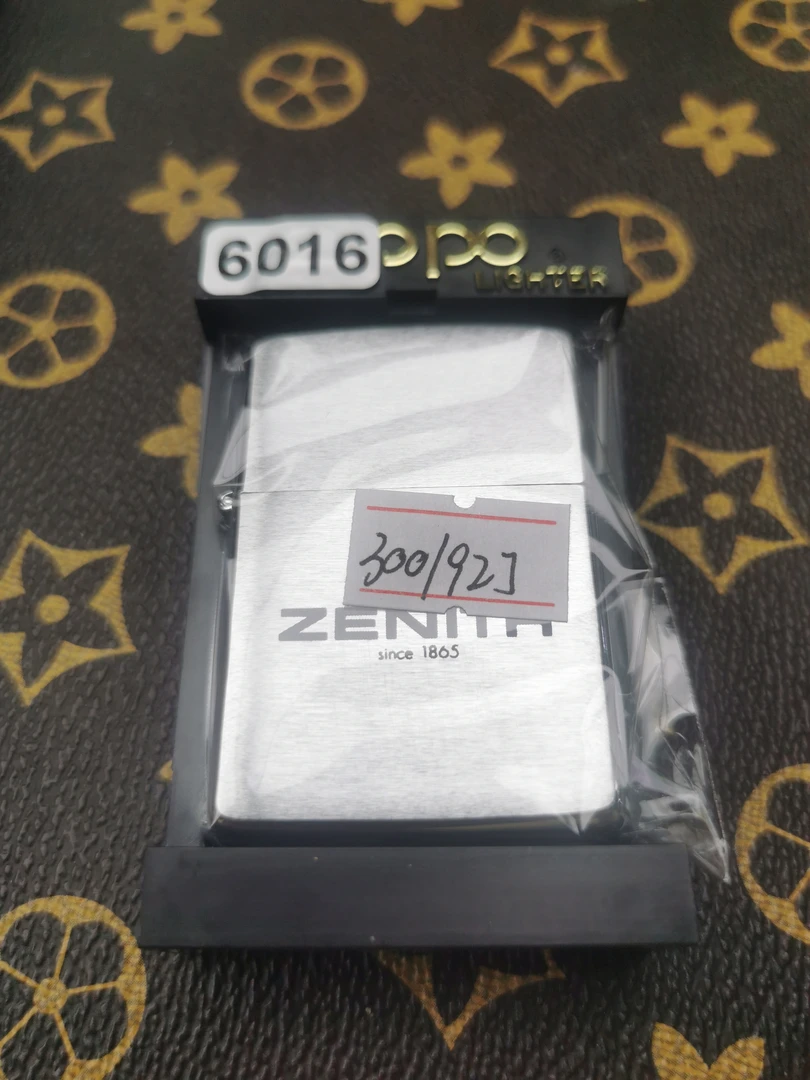 Zippo打火机回血92J拉丝带题材-6016