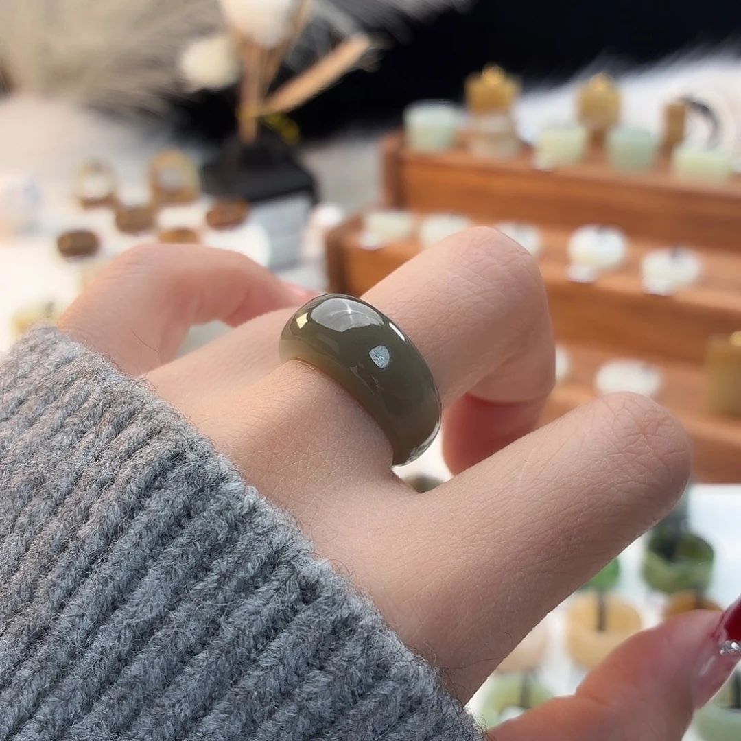 和田玉未镶嵌戒指i96咸菜绿馒头17.3mm