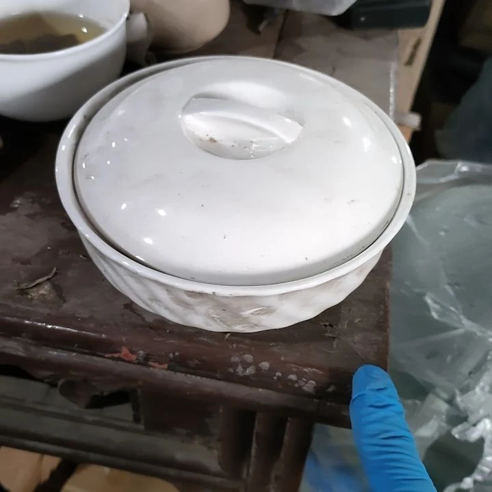 摆件陶瓷盘子碗啥都有