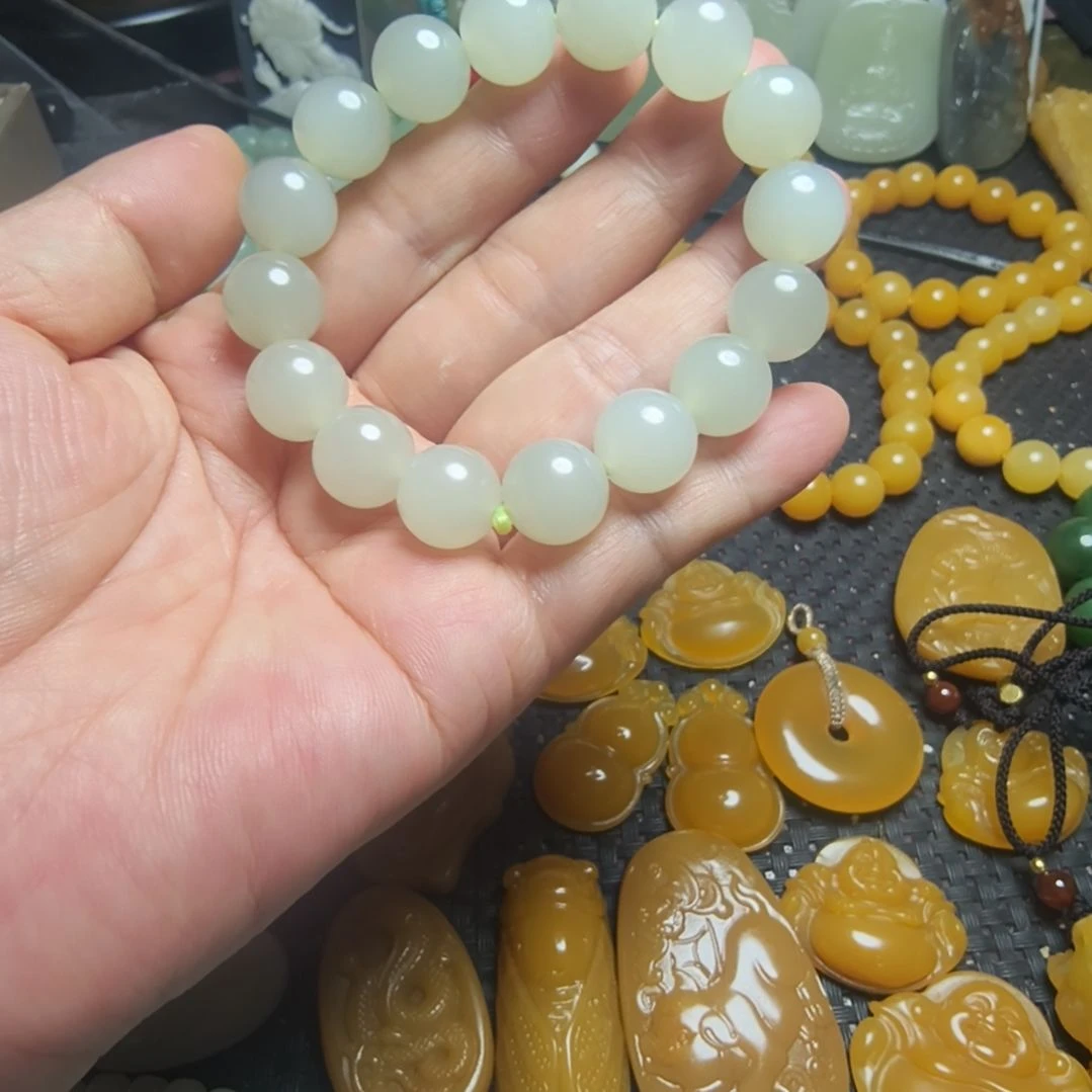未镶嵌手链和田玉（青白玉）