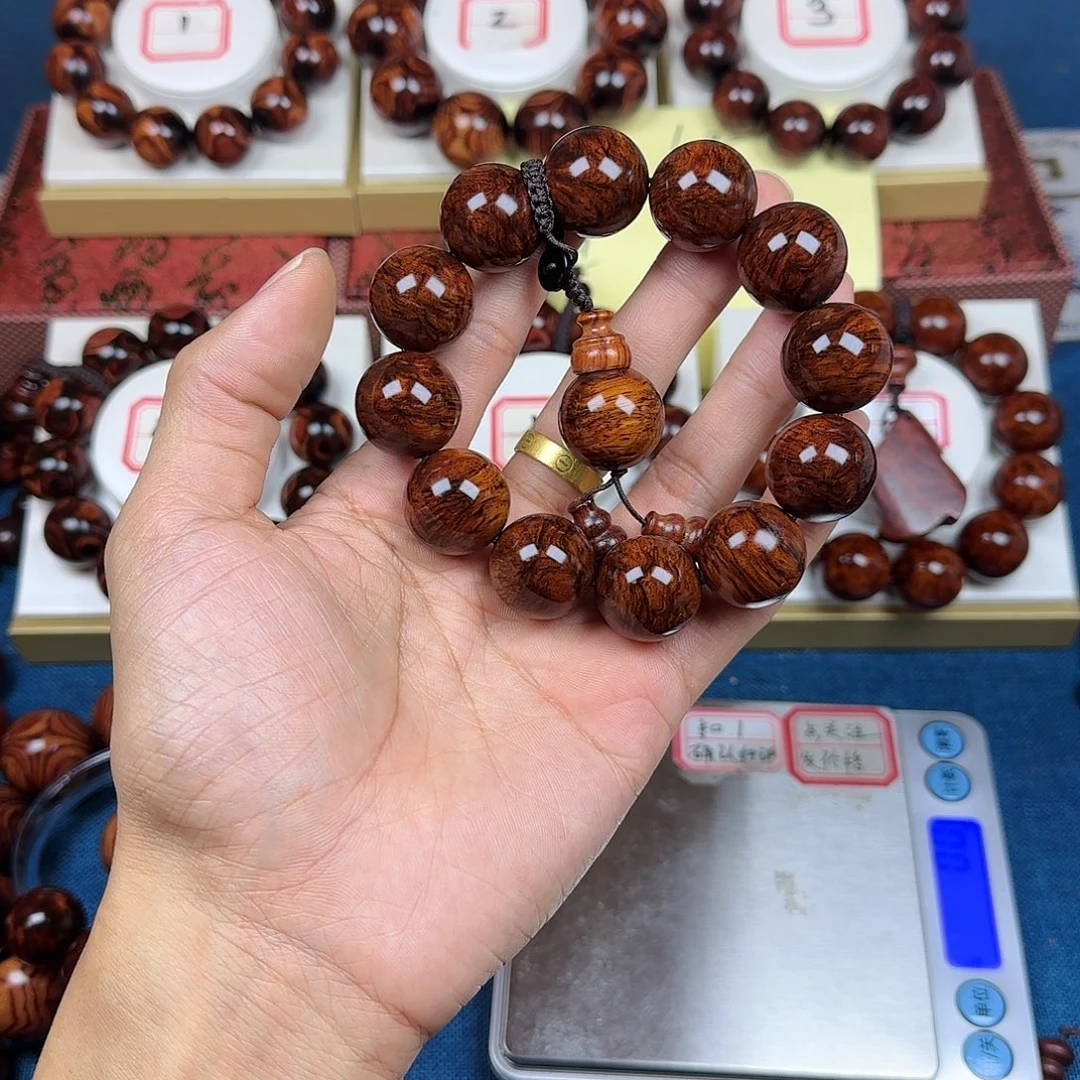 玉***莲黄花梨/降香黄檀黄花梨2.0