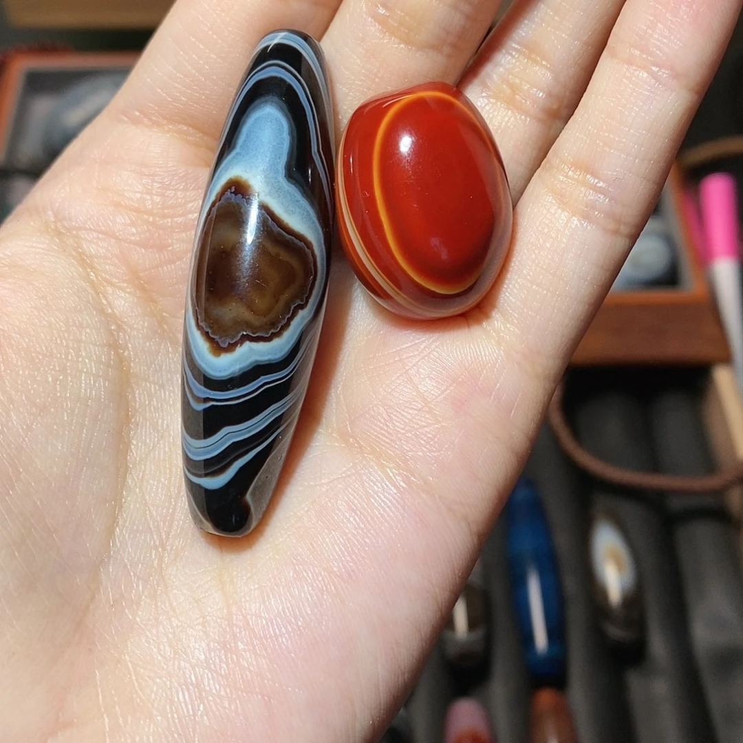 玛瑙/玉髓颈饰未镶嵌雪****）