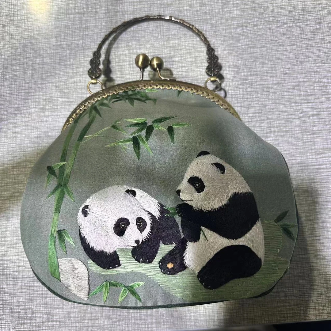 凤徕兮私人定制刺绣卡通图案手拎包包（888-0）随机