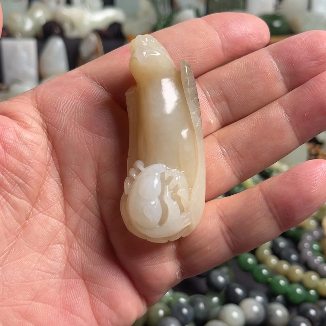 和田玉未镶嵌吊坠(不含链)