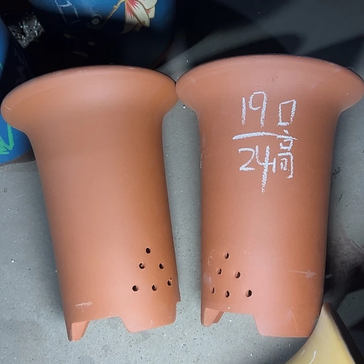 紫砂花盆周三周四自始至终自作自受
