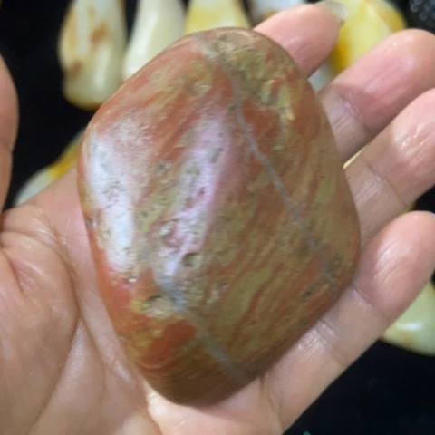 未镶嵌和田玉（糖玉）车挂