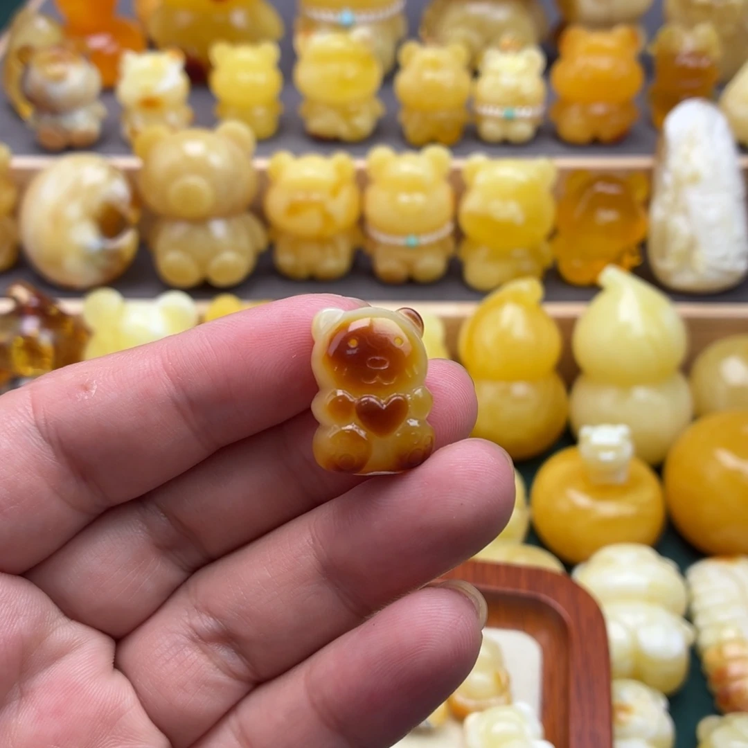 琥珀未镶嵌裸石蜜蜡