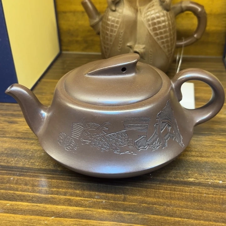 紫砂壶等艺术精品