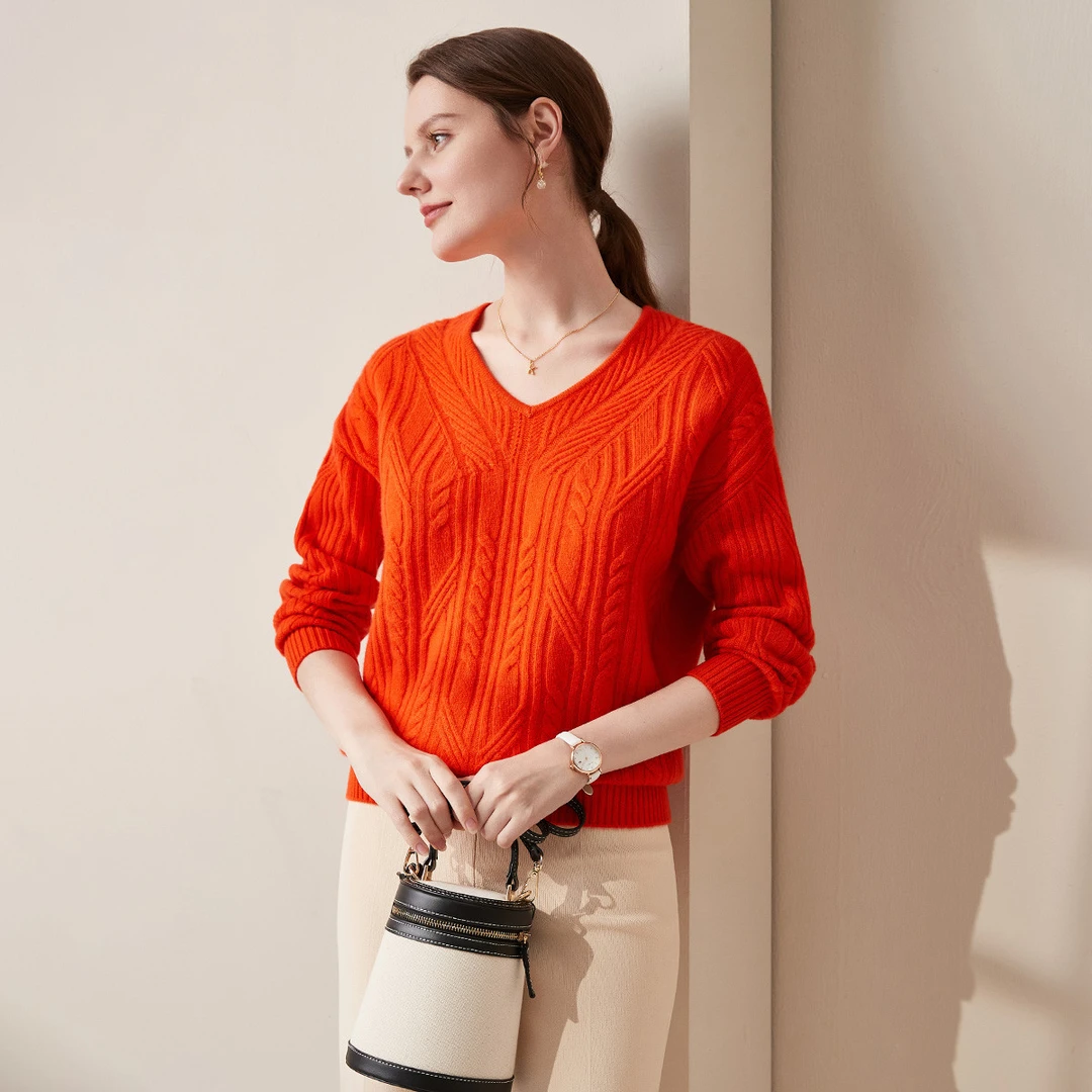 zhaojun/兆君秋冬V领纯色女套衫厚款保暖绞花女式羊绒衫ZAQ2428