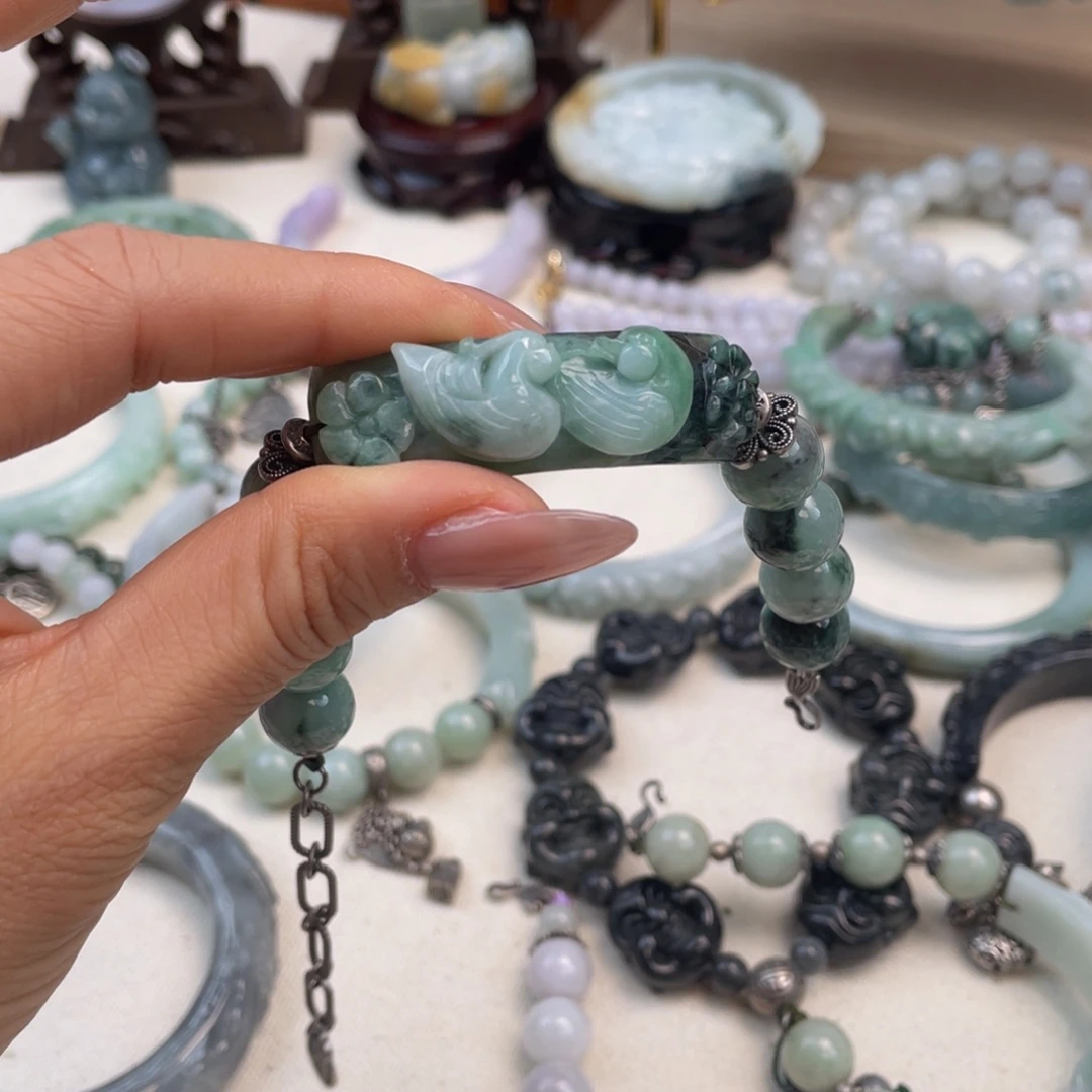 m***哒翡翠未镶嵌手链手链