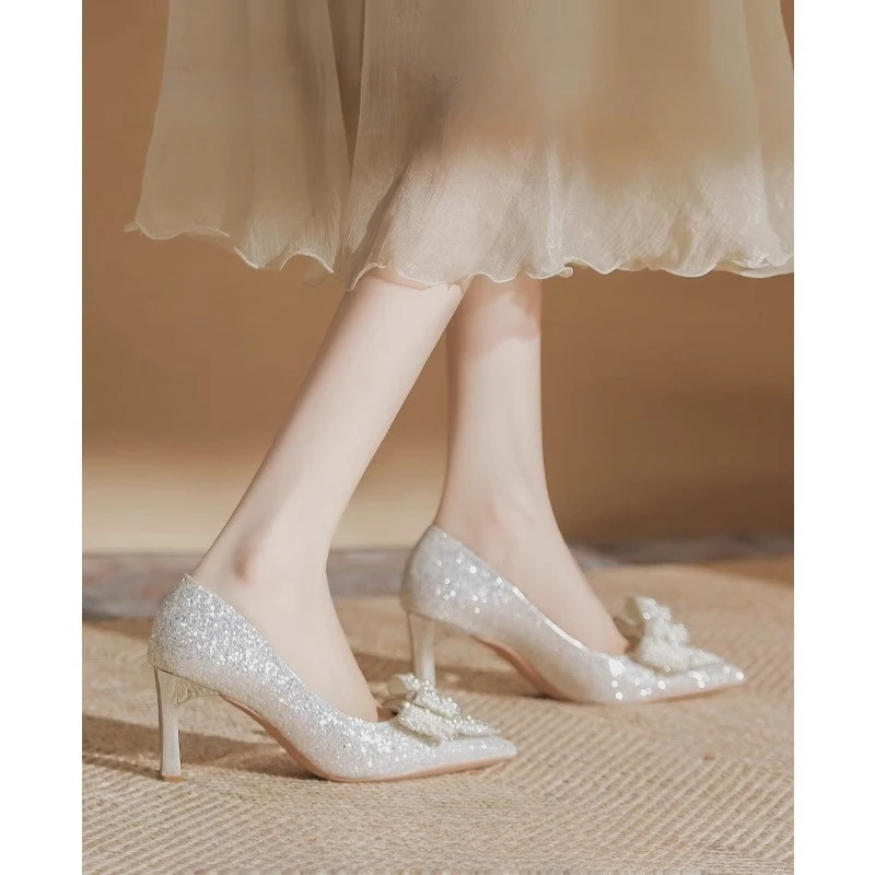 水晶粗跟高跟鞋女2025年新款法式亮片蝴蝶结婚鞋秀禾婚纱两穿婚鞋