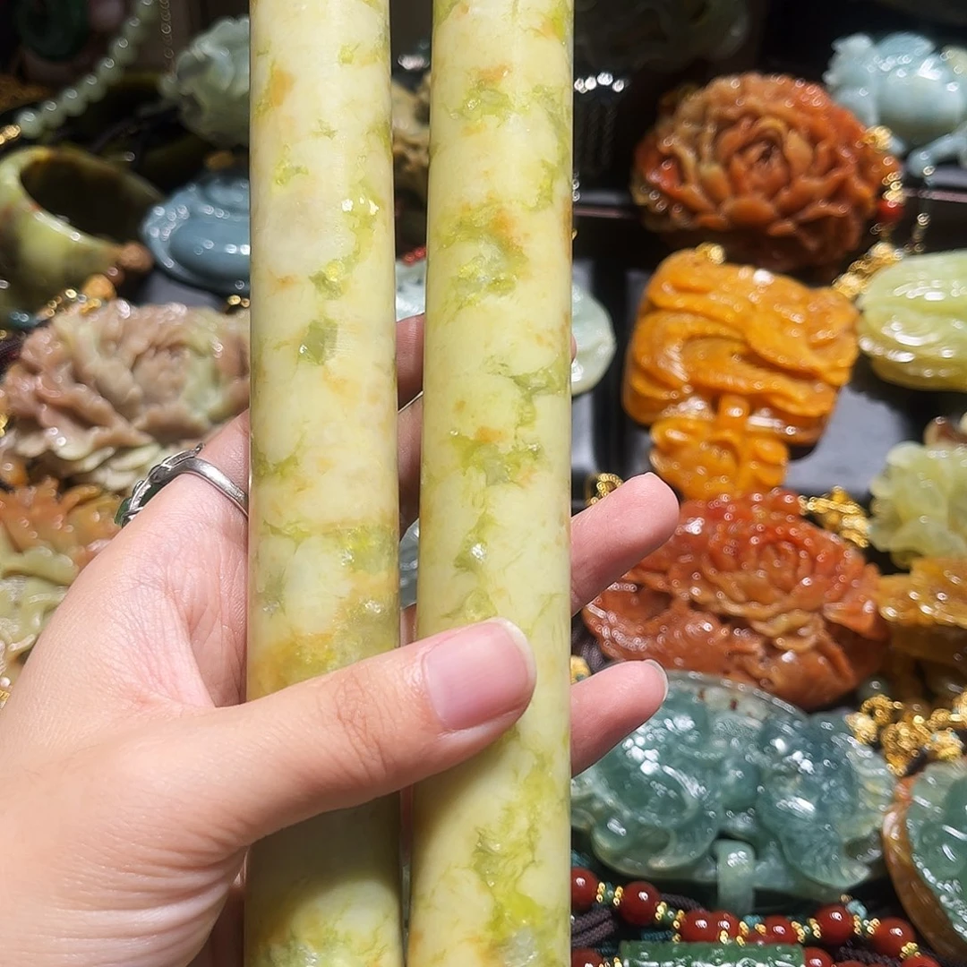岫玉未镶嵌毛衣链
