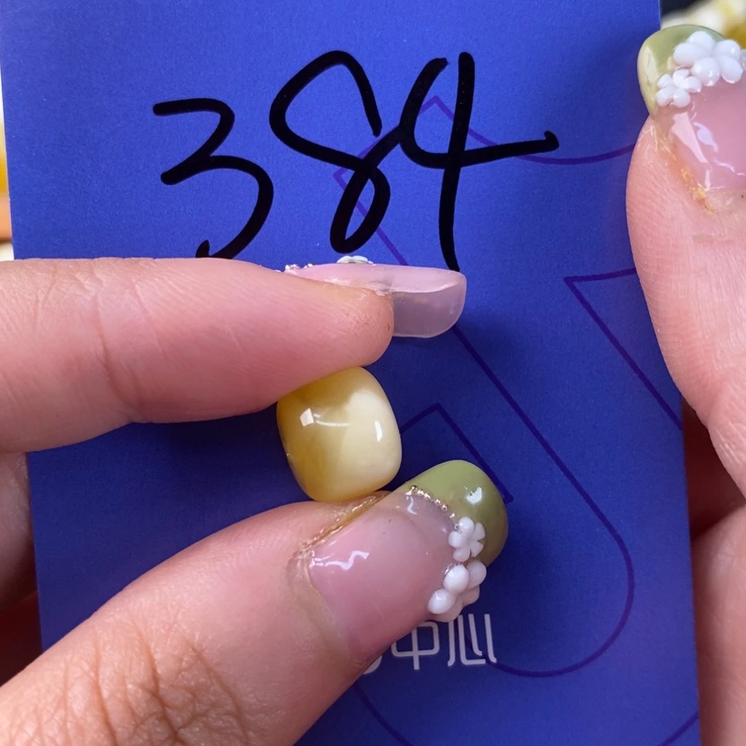 未镶嵌琥珀裸石手***辰蜜蜡