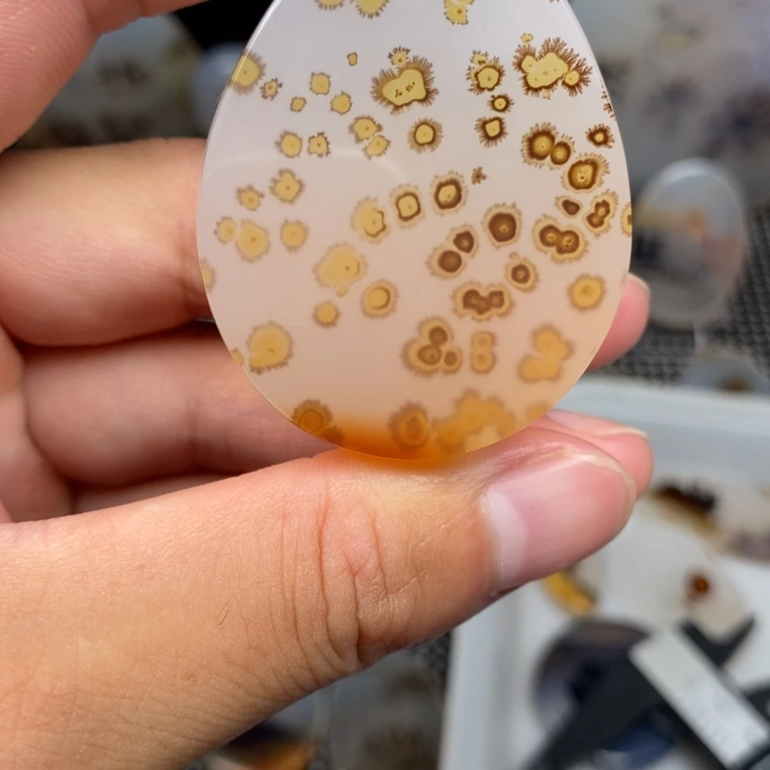 大***y未镶嵌吊坠玛瑙/玉髓