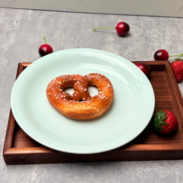 8寸反边汤盘影青家用圆形陶瓷菜盘简约风可烤可微波平盘陶瓷圆盘