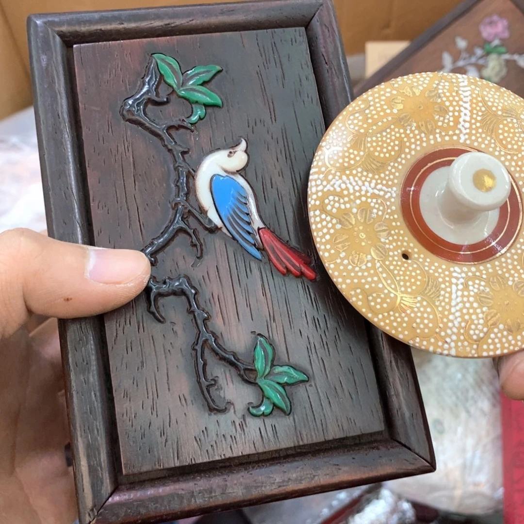 瓷片哈哈哈哈哈哈