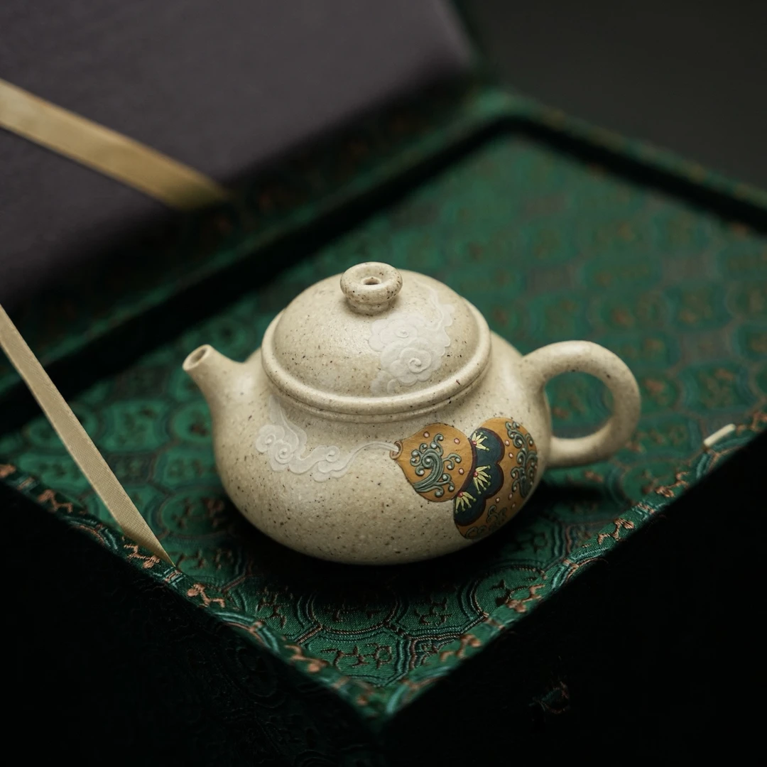 宜兴紫砂壶 福禄容天·小精品·100cc 白段料 精工泥绘 纯手工茶壶