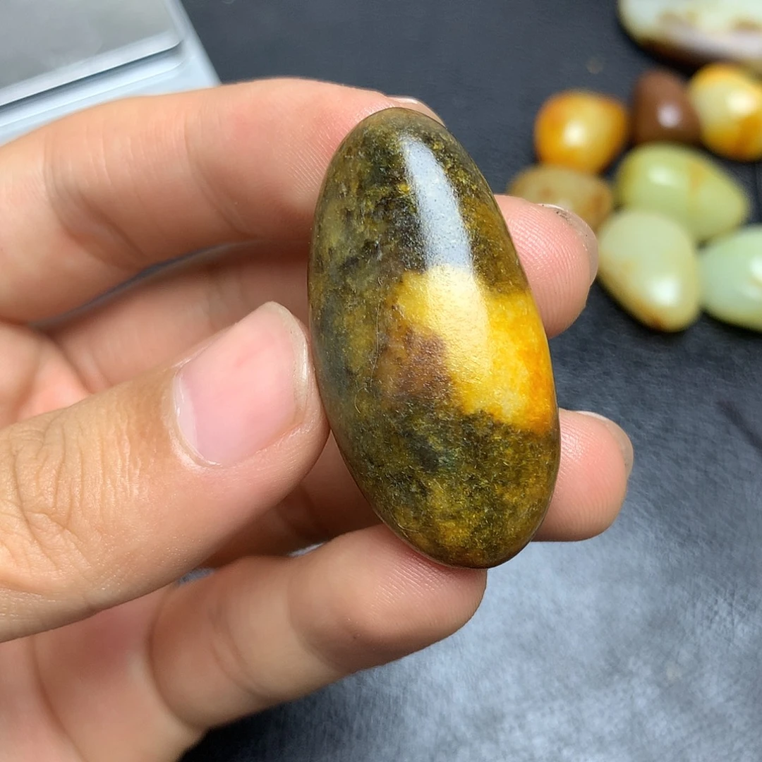 未镶嵌和田玉挂件