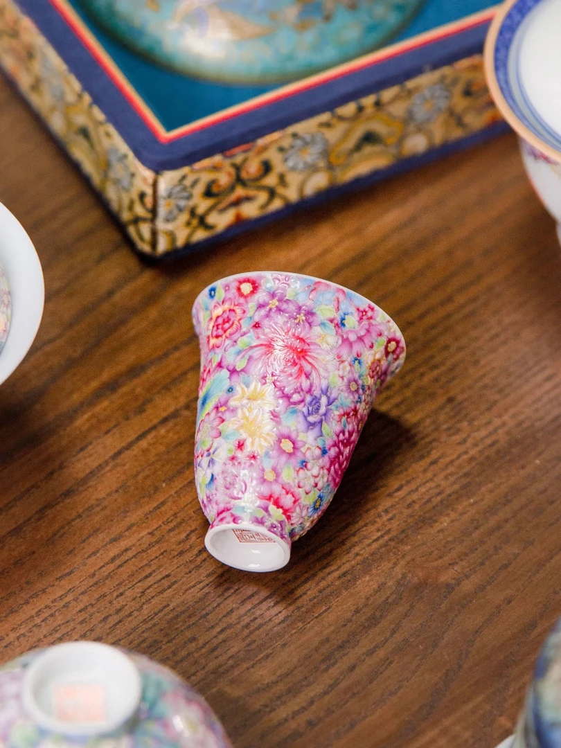 青衿堂重工珐琅彩万花闻香杯