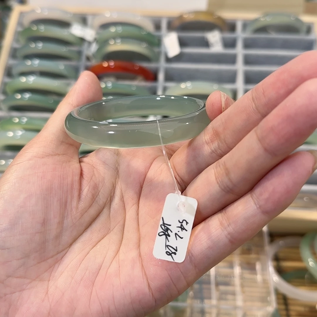 玛瑙/玉髓手镯未镶嵌圈口54.2