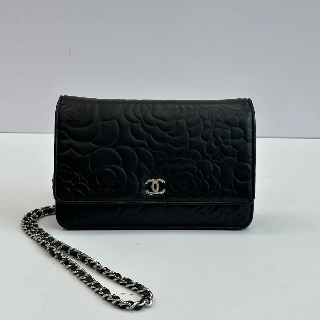 95新 Chanel/香奈儿 黑银山茶花WOC链条包 18976