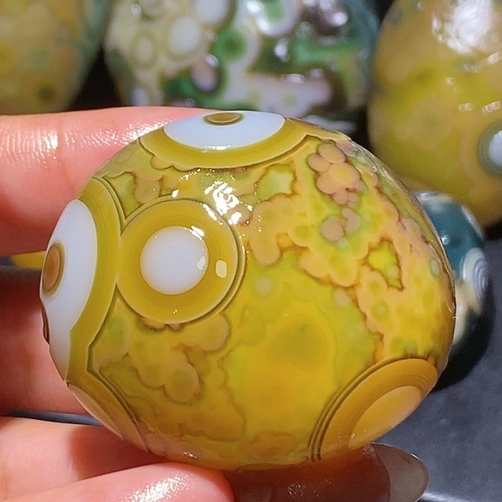 玛瑙/玉髓未镶嵌珠宝奇石14