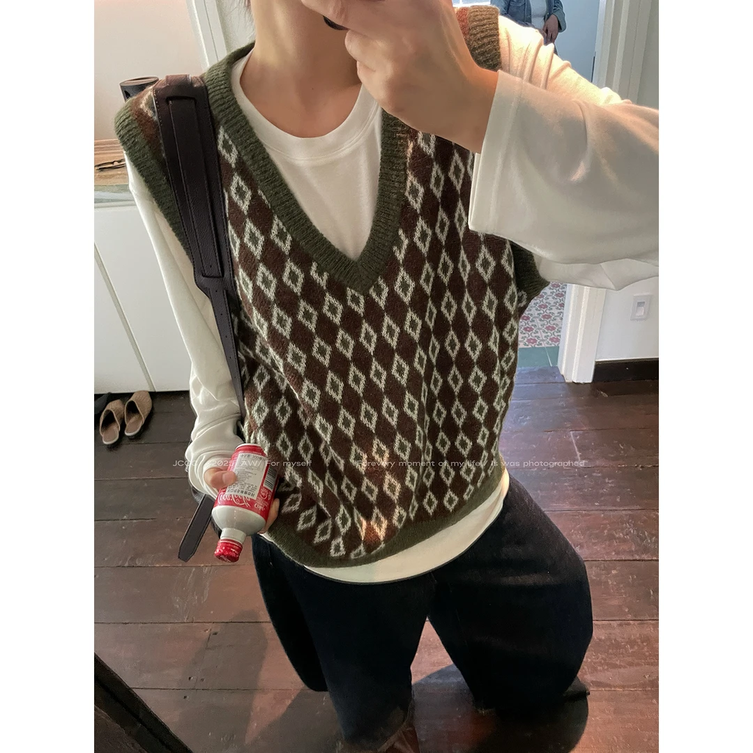 JCCC影子【复古藏格】咖绿色复古V领撞色菱格针织毛衣马甲JE5IZS12