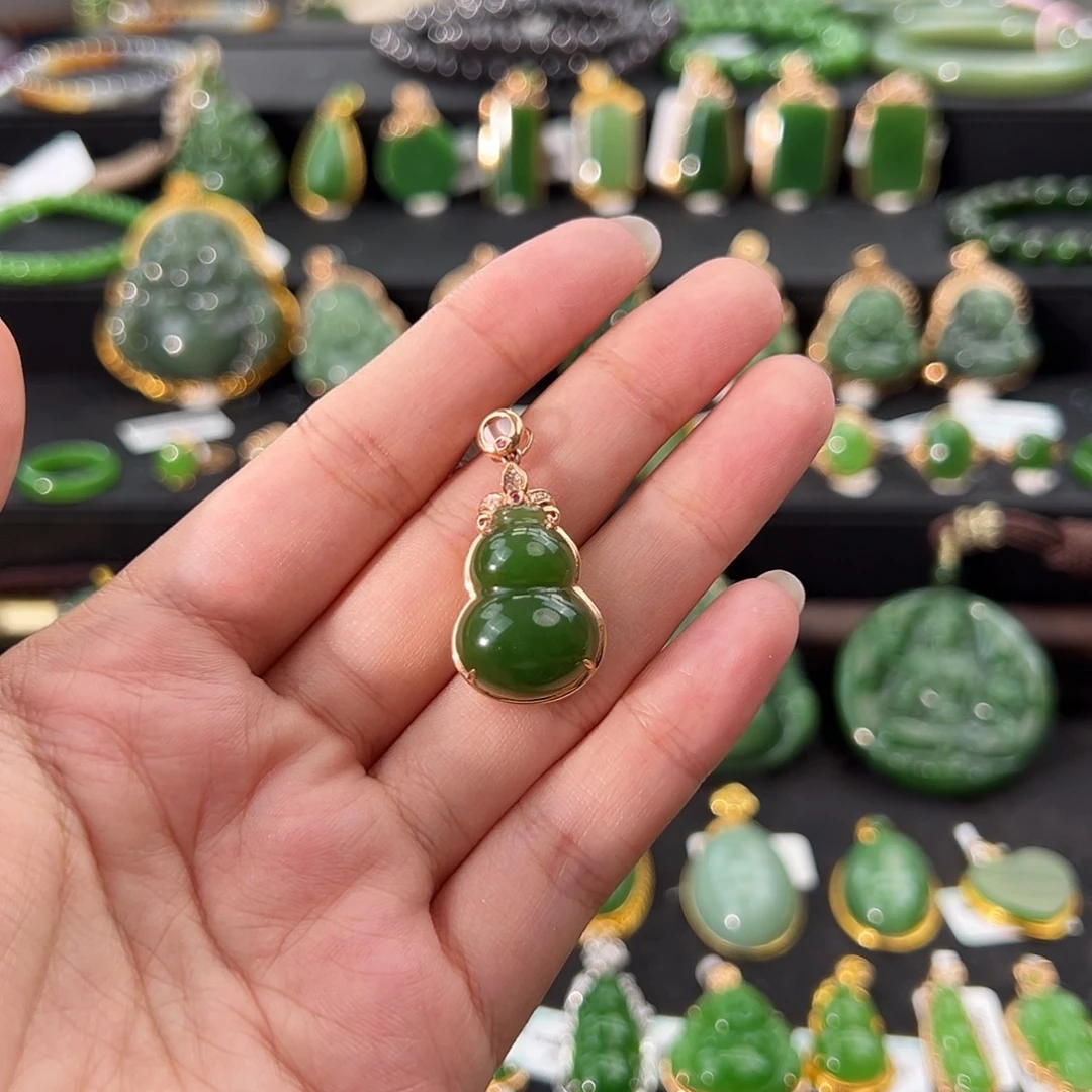 和田玉18K金镶嵌吊坠(不含链)