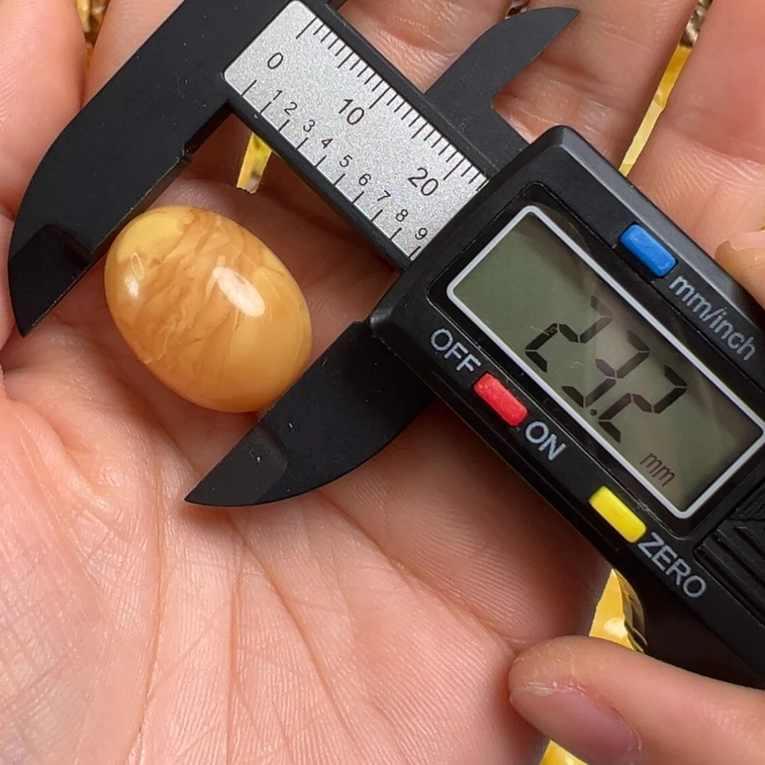 蜜蜡未镶嵌裸石蜜蜡