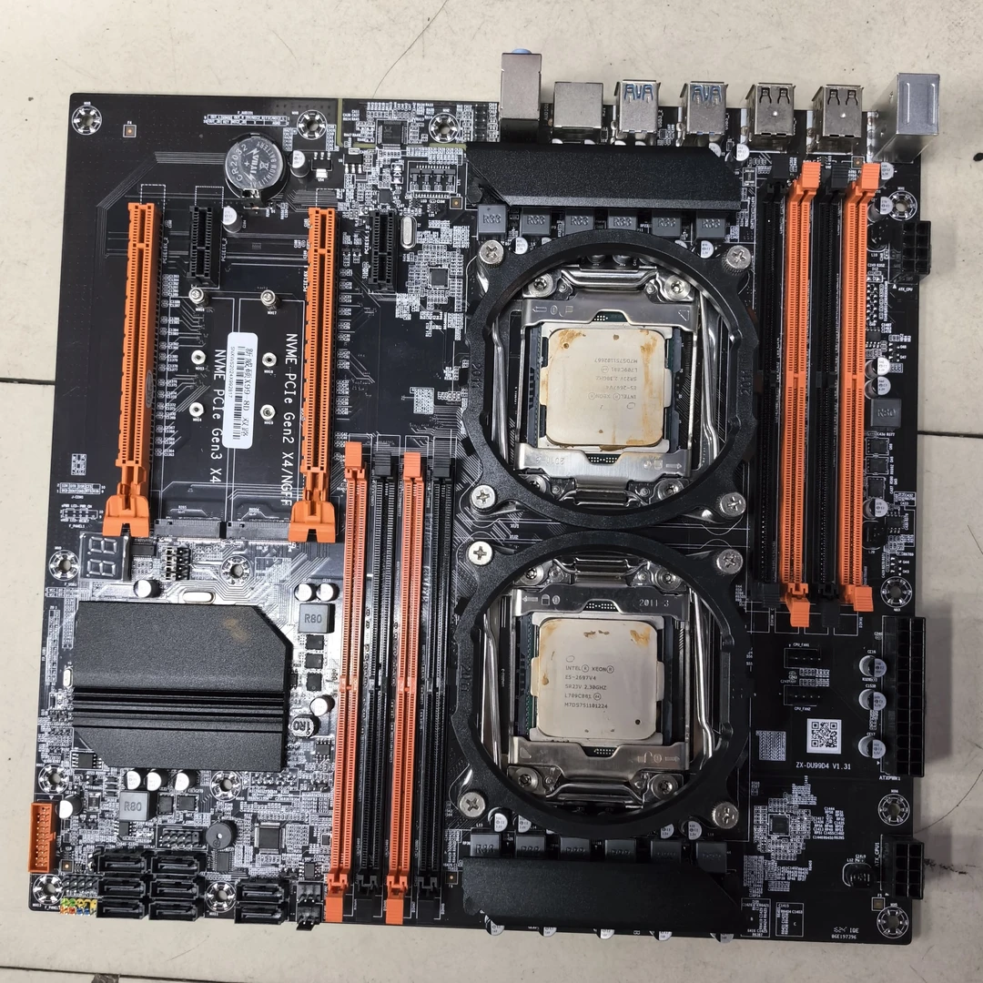 99新  X99.双CPU十E5一2697V4，上D4内存，质保三个月。