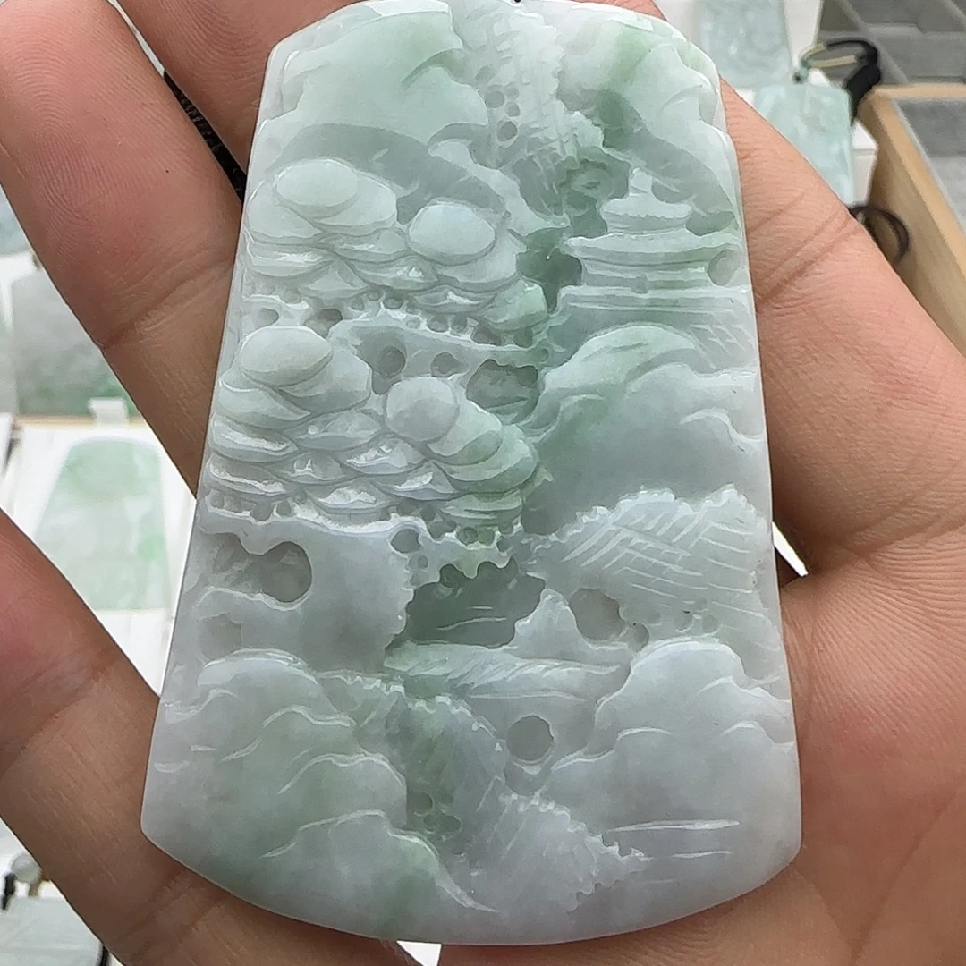 翡翠未镶嵌颈饰翡翠