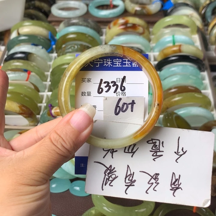 蛇纹石玉未镶嵌手镯6336
