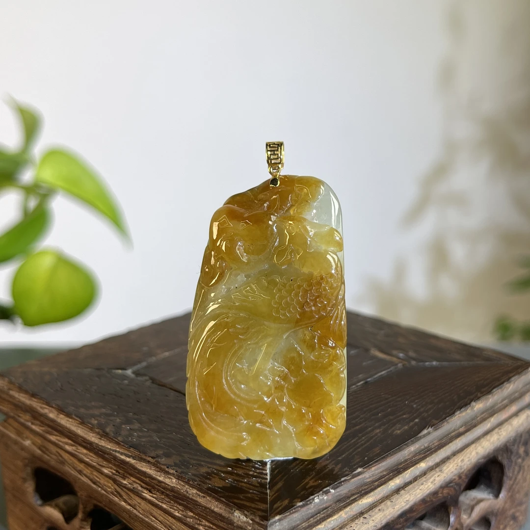 JCB19-79   天然缅甸A货翡翠   18K金扣凤穿牡丹