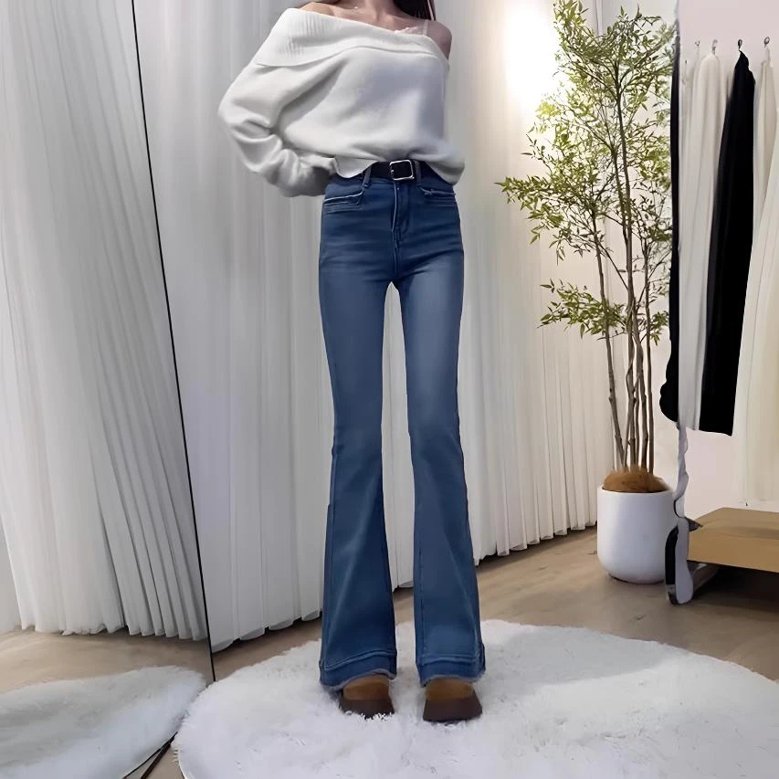 大码百搭高腰弹力显瘦牛仔裤子女女士春季新款洋气修身微喇叭裤子