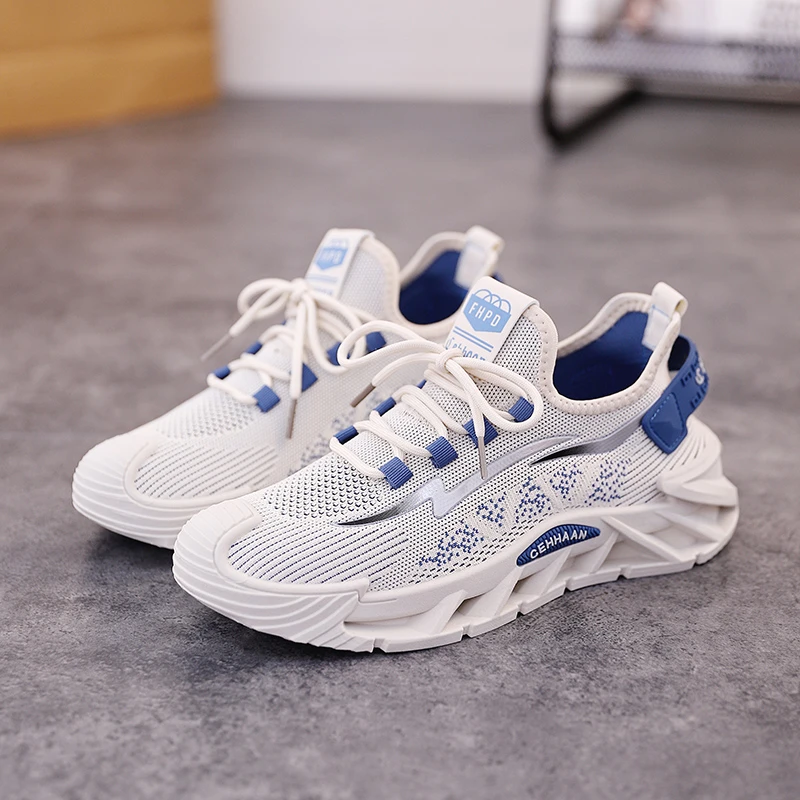 2025夏季男士轻便飞织鞋潮鞋学生潮流椰子鞋厚底中年一脚蹬透气