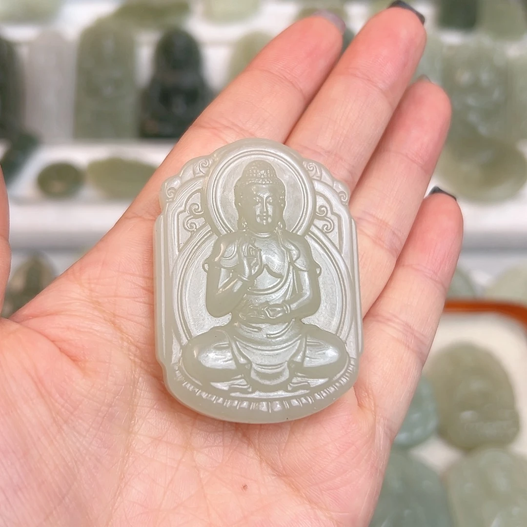 颈饰未镶嵌和田玉娜****绣