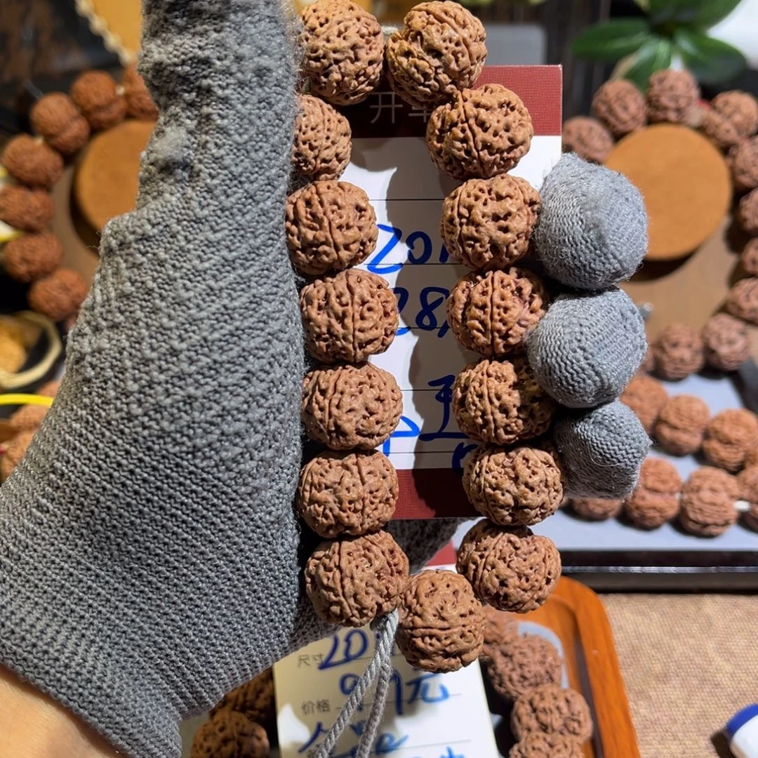 金刚菩提手串蜂王01