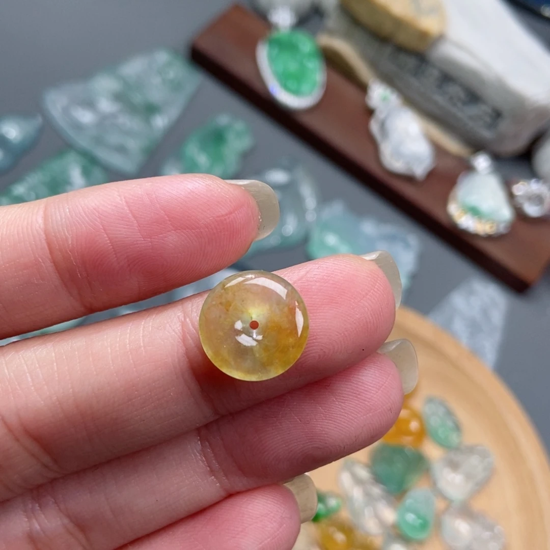 定制翡翠未镶嵌翡翠黄翡平安扣