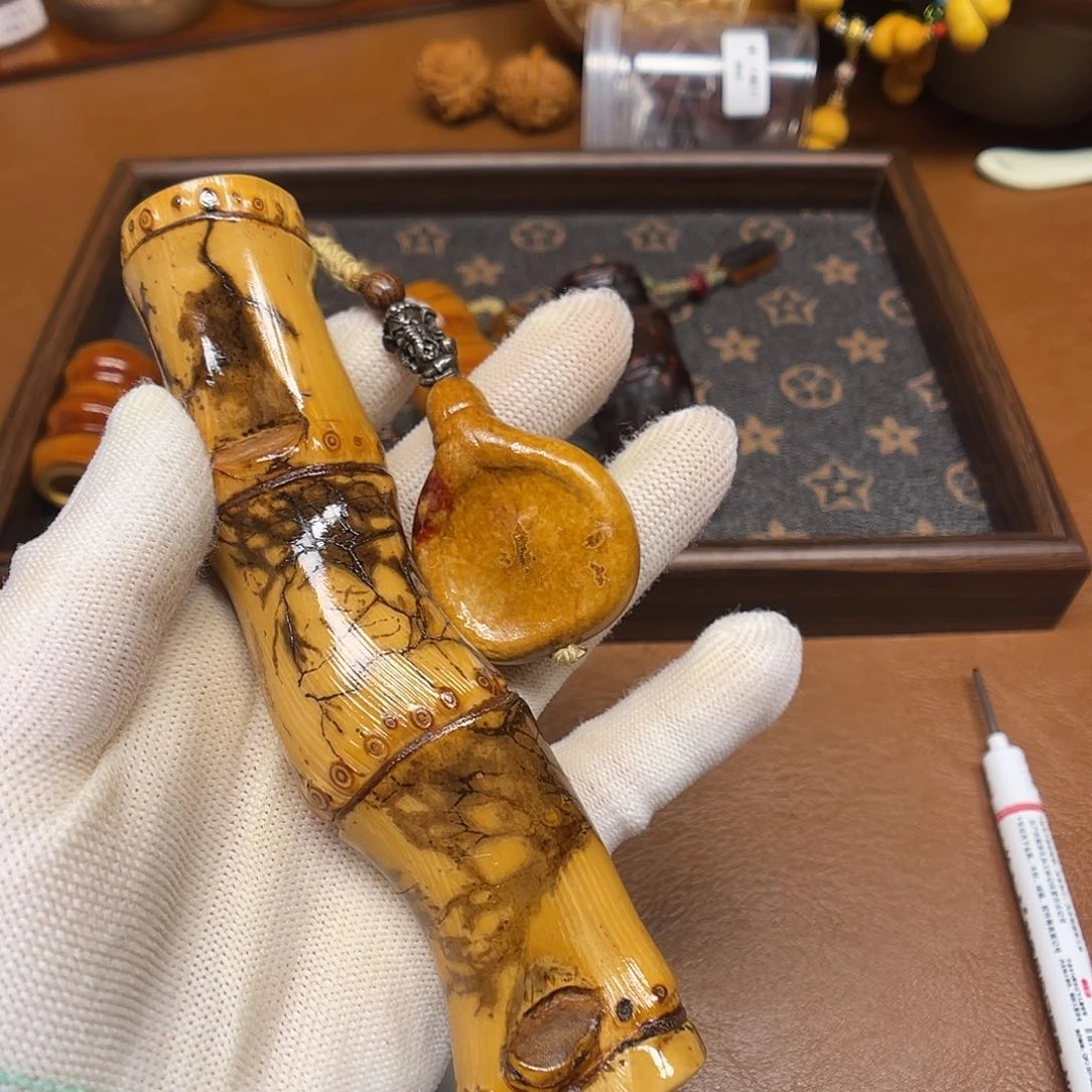 文玩核桃吊坠猪*军福利