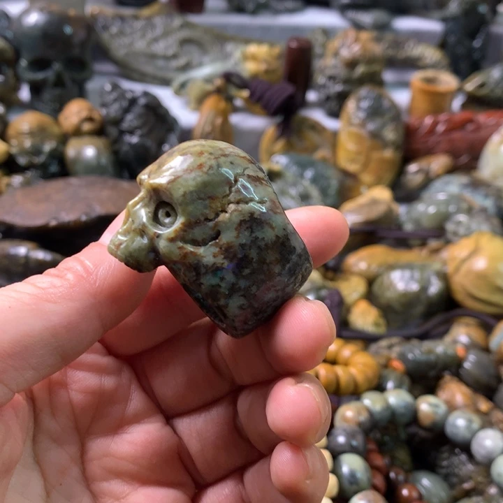 未镶嵌岫岩河磨玉（透闪石质玉）笔搁