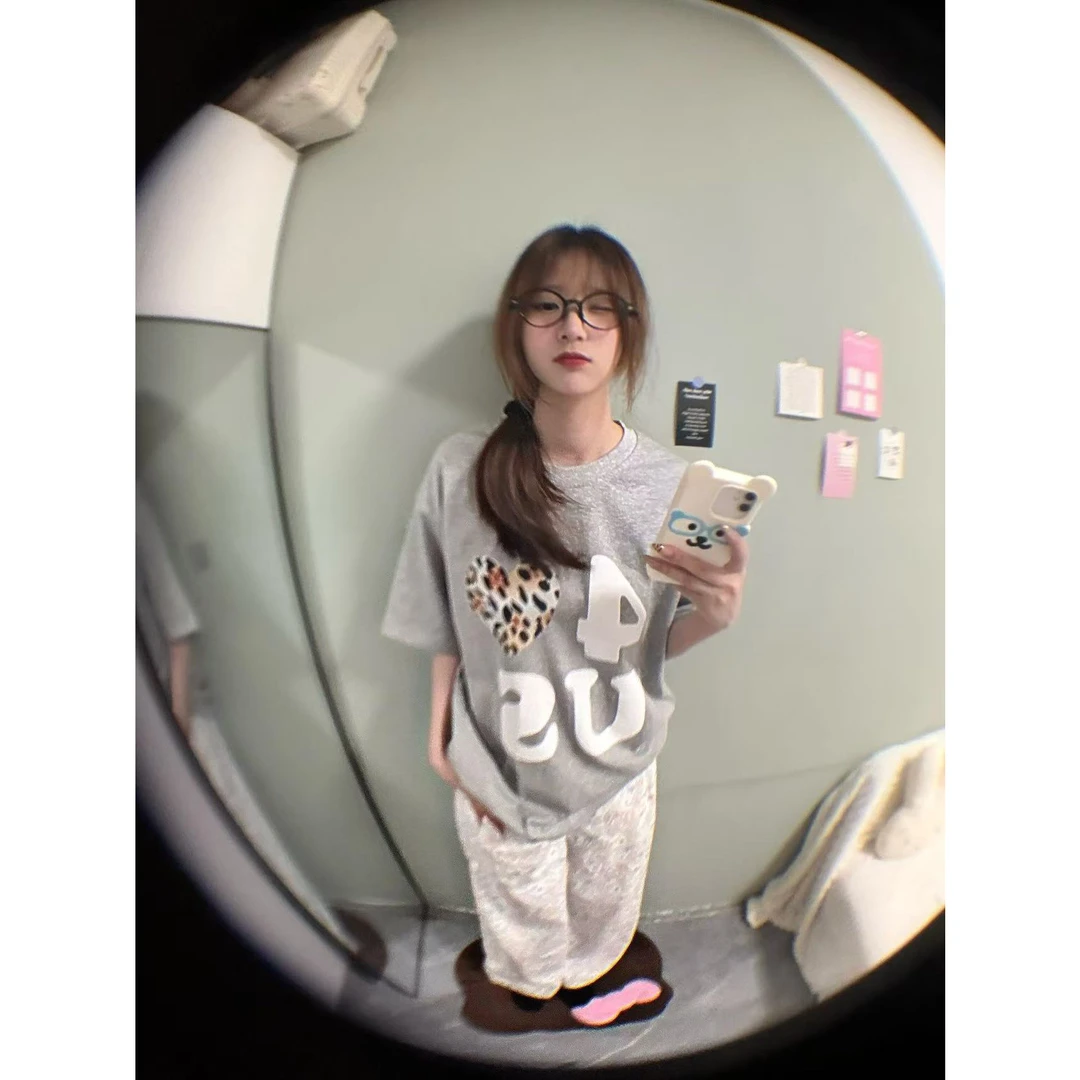 港风复古爱心数字印花圆领短t恤女夏季宽松显瘦时尚减龄休闲上衣