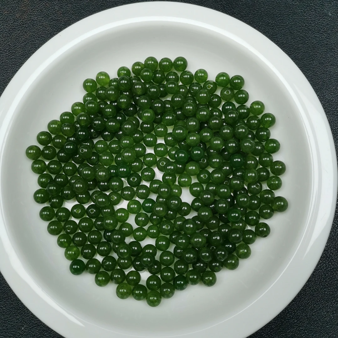 散珠w752菠菜绿6mm*40颗