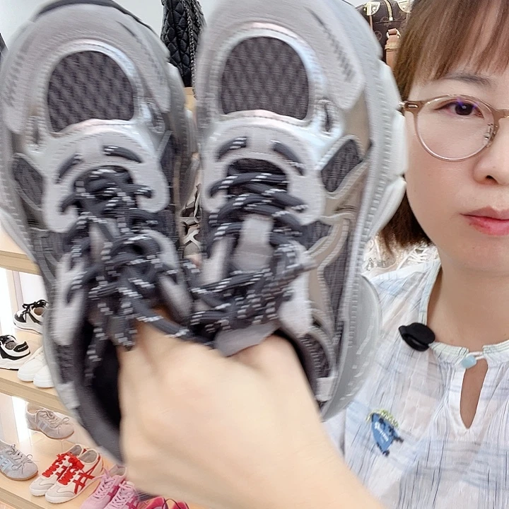 鱼嘴鞋实体店品牌女鞋老爹鞋